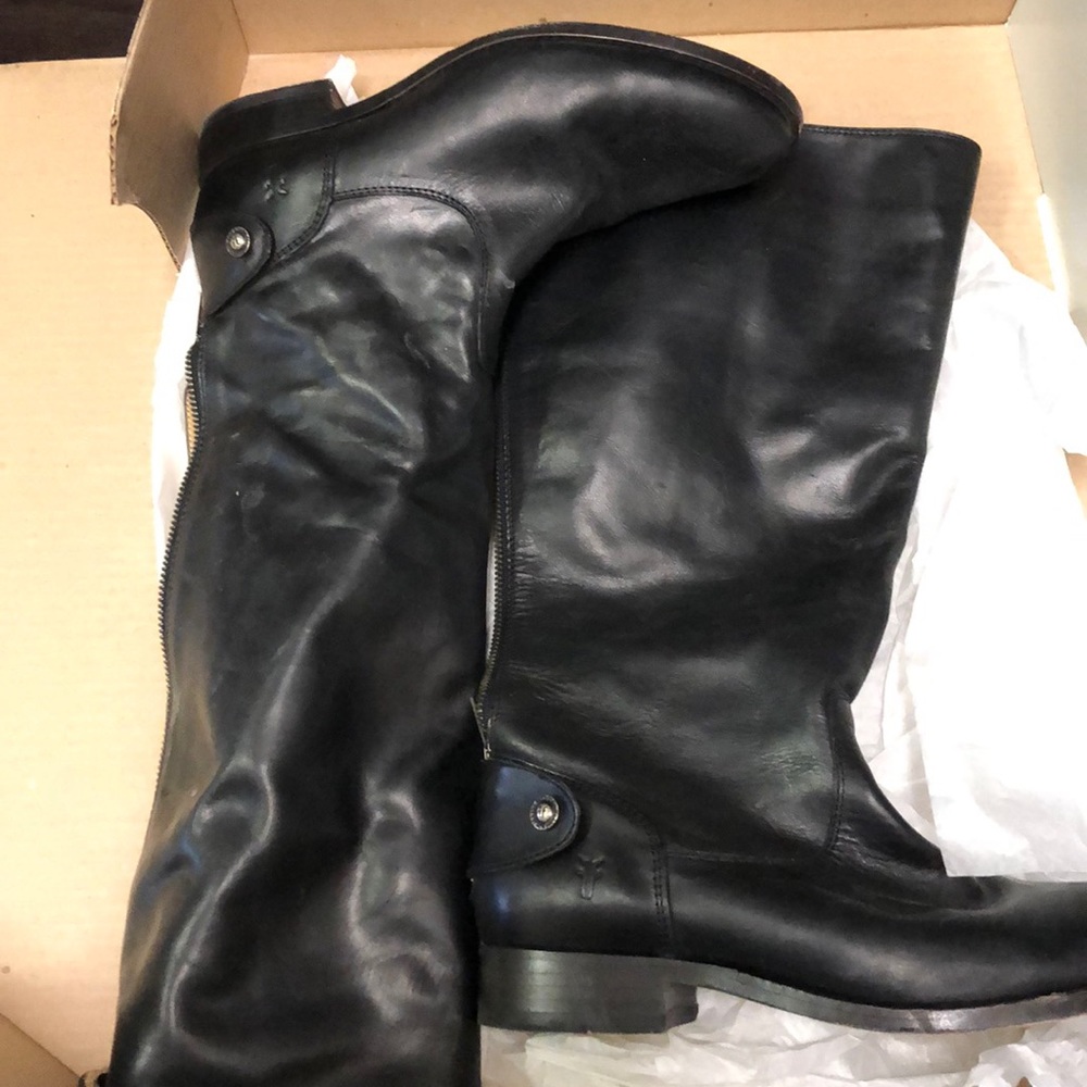 Black boots
